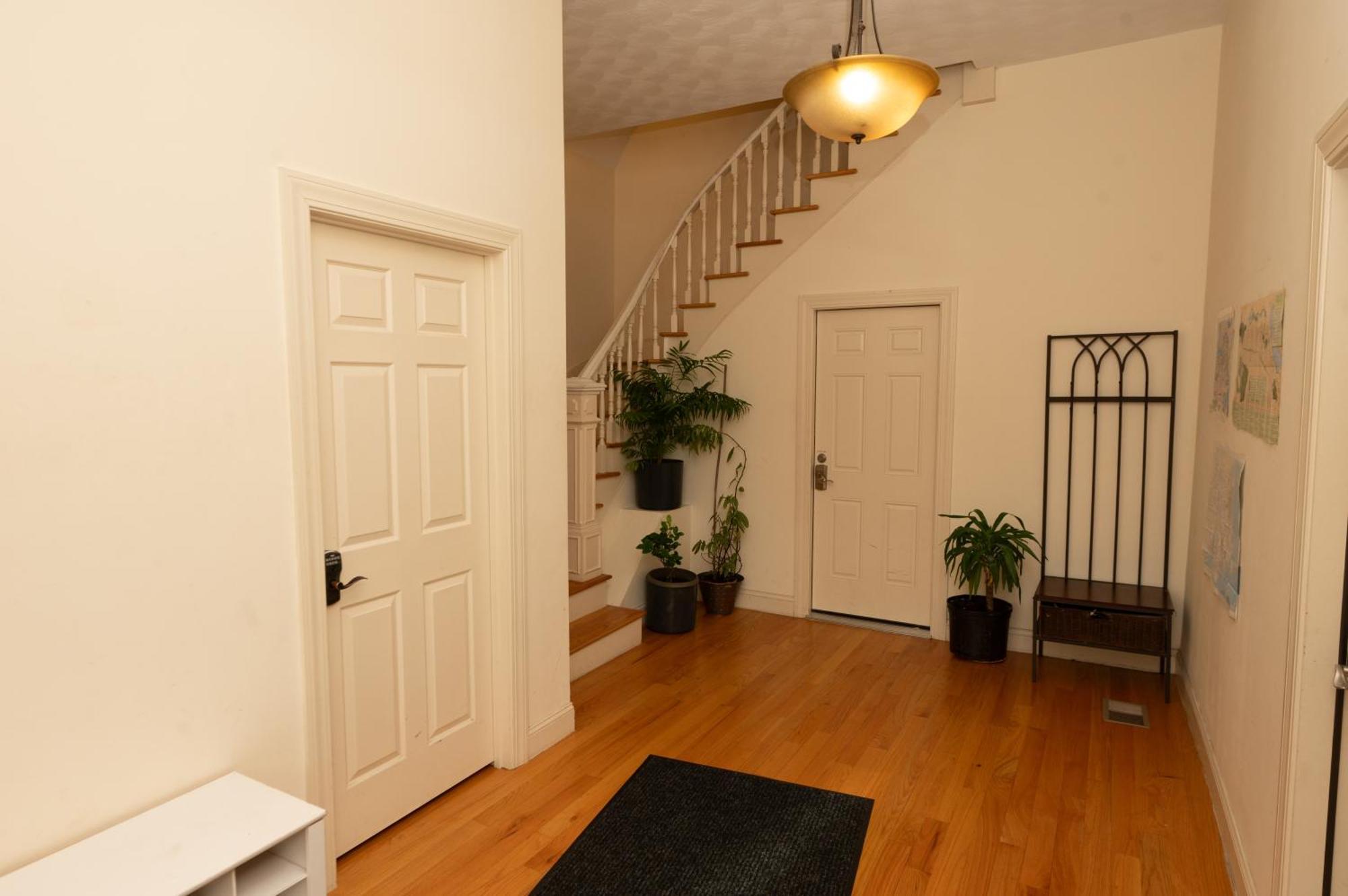 2 Bedroom Boston Condo In Jamaica Plain With Parking Dış mekan fotoğraf