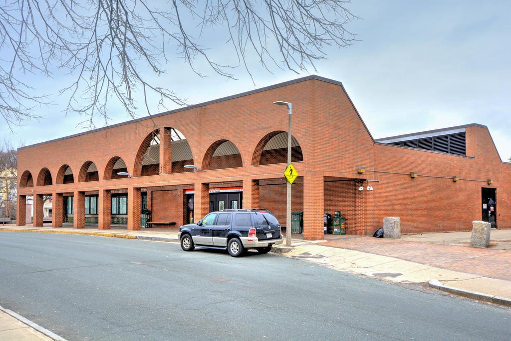 2 Bedroom Boston Condo In Jamaica Plain With Parking Dış mekan fotoğraf